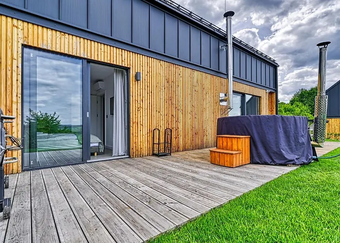 Апартаменты Slowmood - Z Sauna I Jacuzzi, Sun & Snow Подгужин