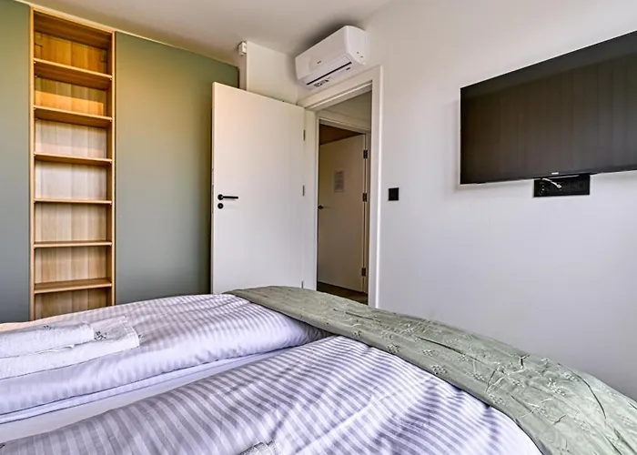 Slowmood - Z Sauna I Jacuzzi, Sun & Snow Подгужин